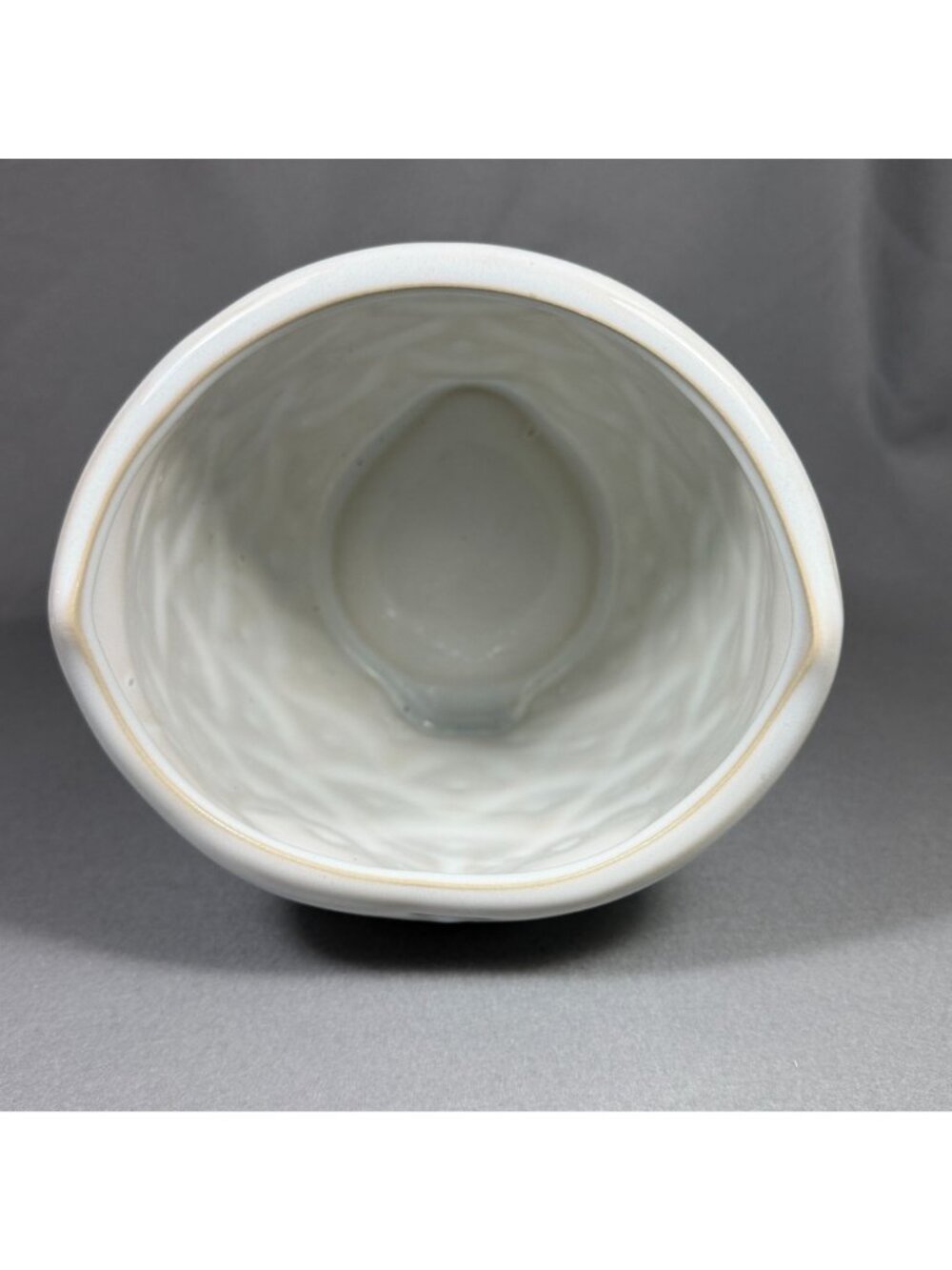 White Ceramic Owl Utensil Holder Crock Embossed Boho Farmhouse Kitchen Decor - Picture 11 of 16